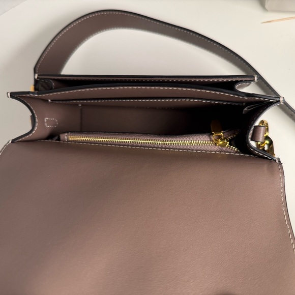 AALLYN Ingrid Crossbody/Shoulder Bag in Wood Berry Brown Leather Feminine Staple - Picture 16 of 16